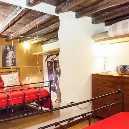 Independent In Trevi Fountain - Spain Square Apartament Rzym